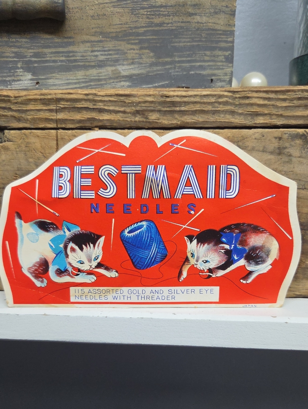 Vintage Bestmaid Sewing Needle Book, 115 Assorted Gold and Silver Eye Needles